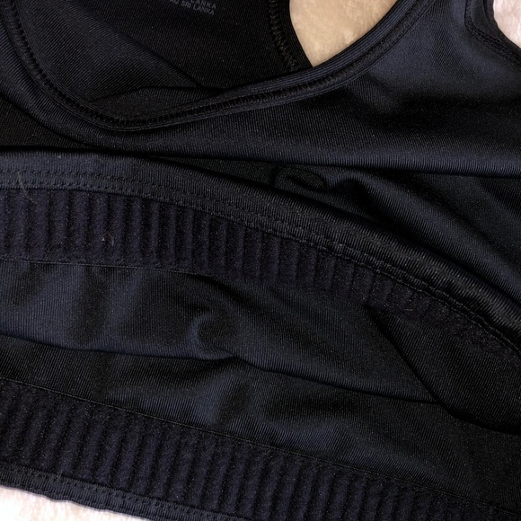 SOLD - nike sports bra - Picture 3 of 4